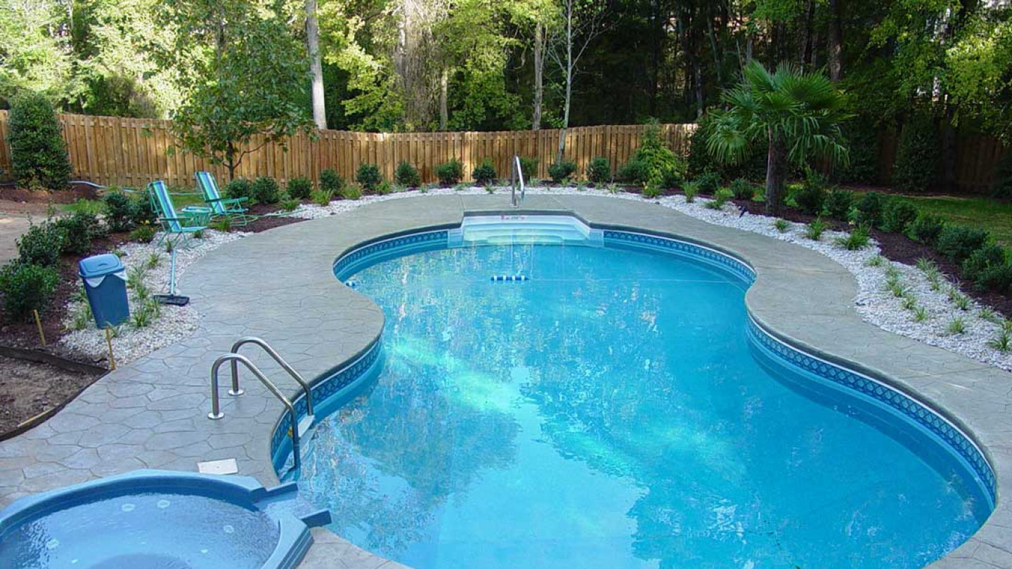 Custom Pool Installation Concord & Kannapolis, NC Breckner